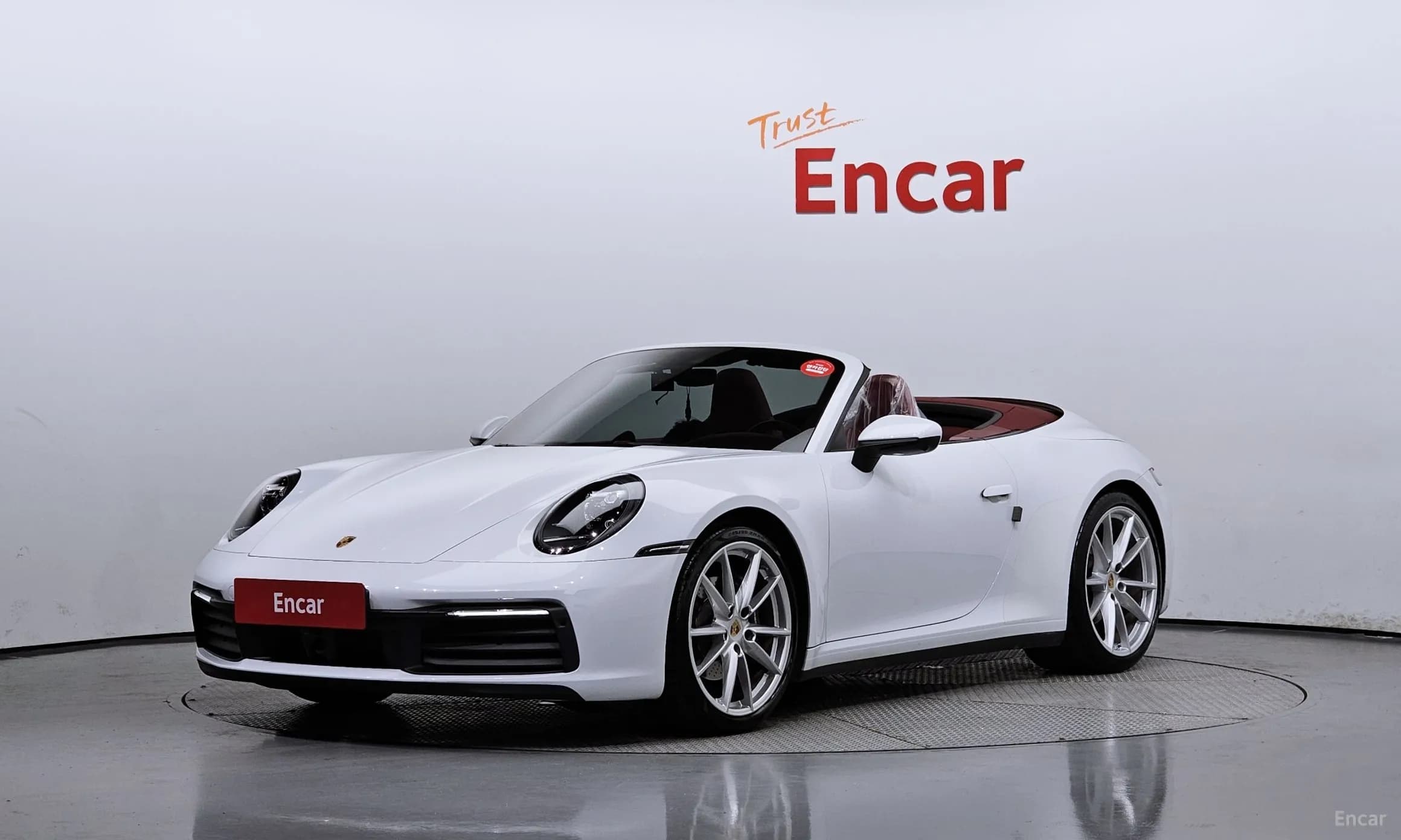 911 (992)