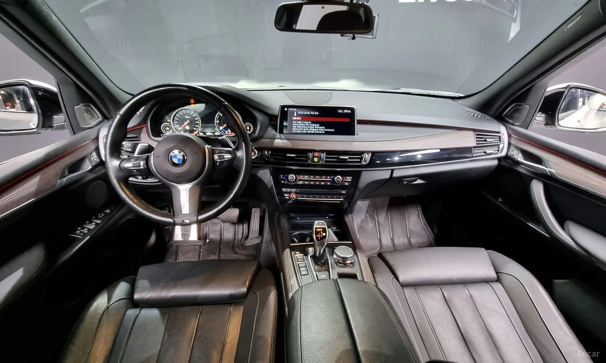 X5 (F15)