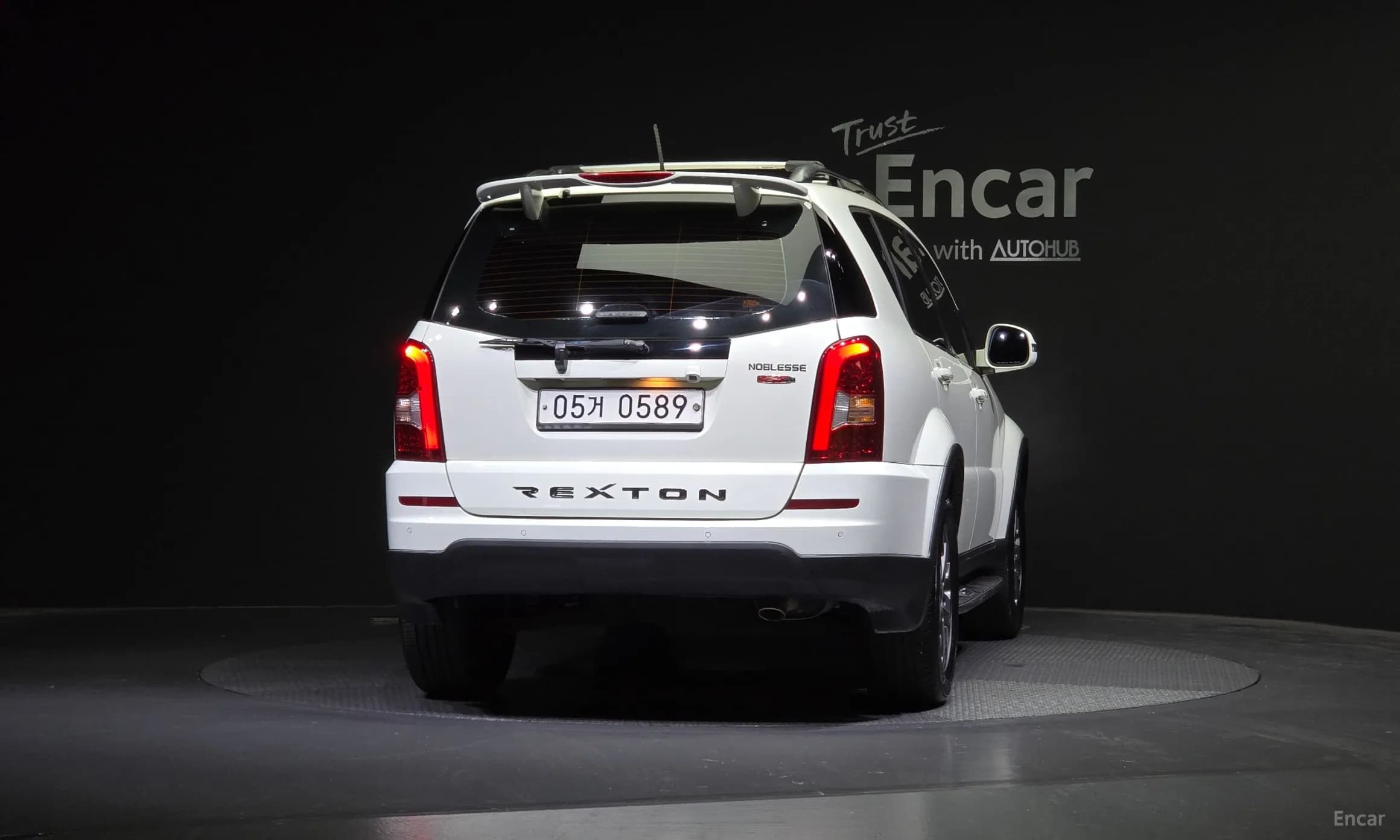 Rexton W