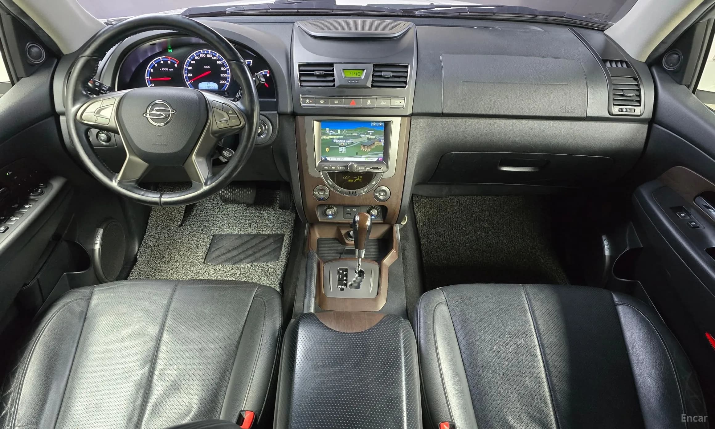 Rexton W