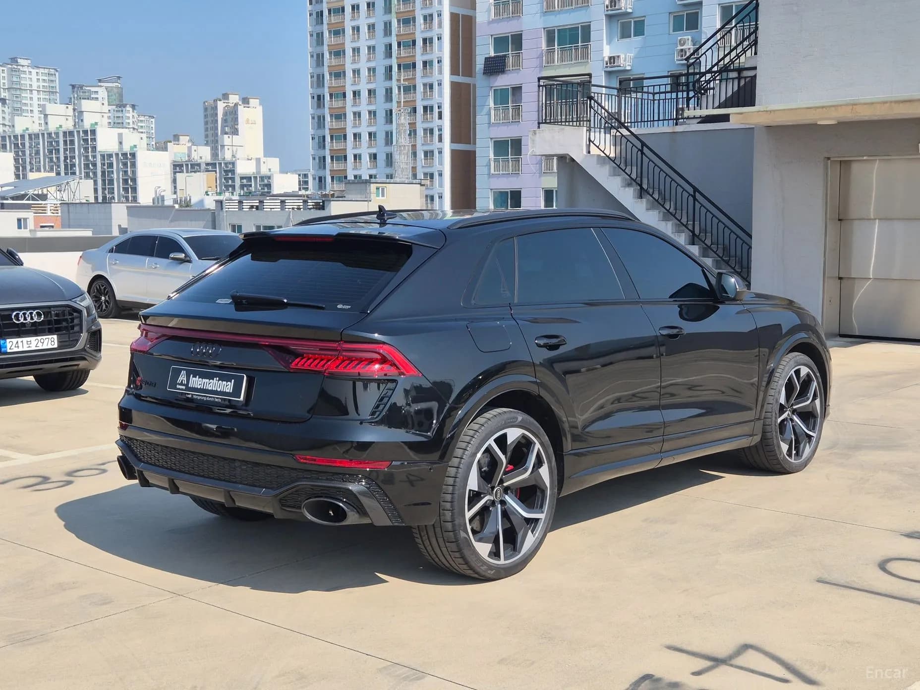 RSQ8 (4M)