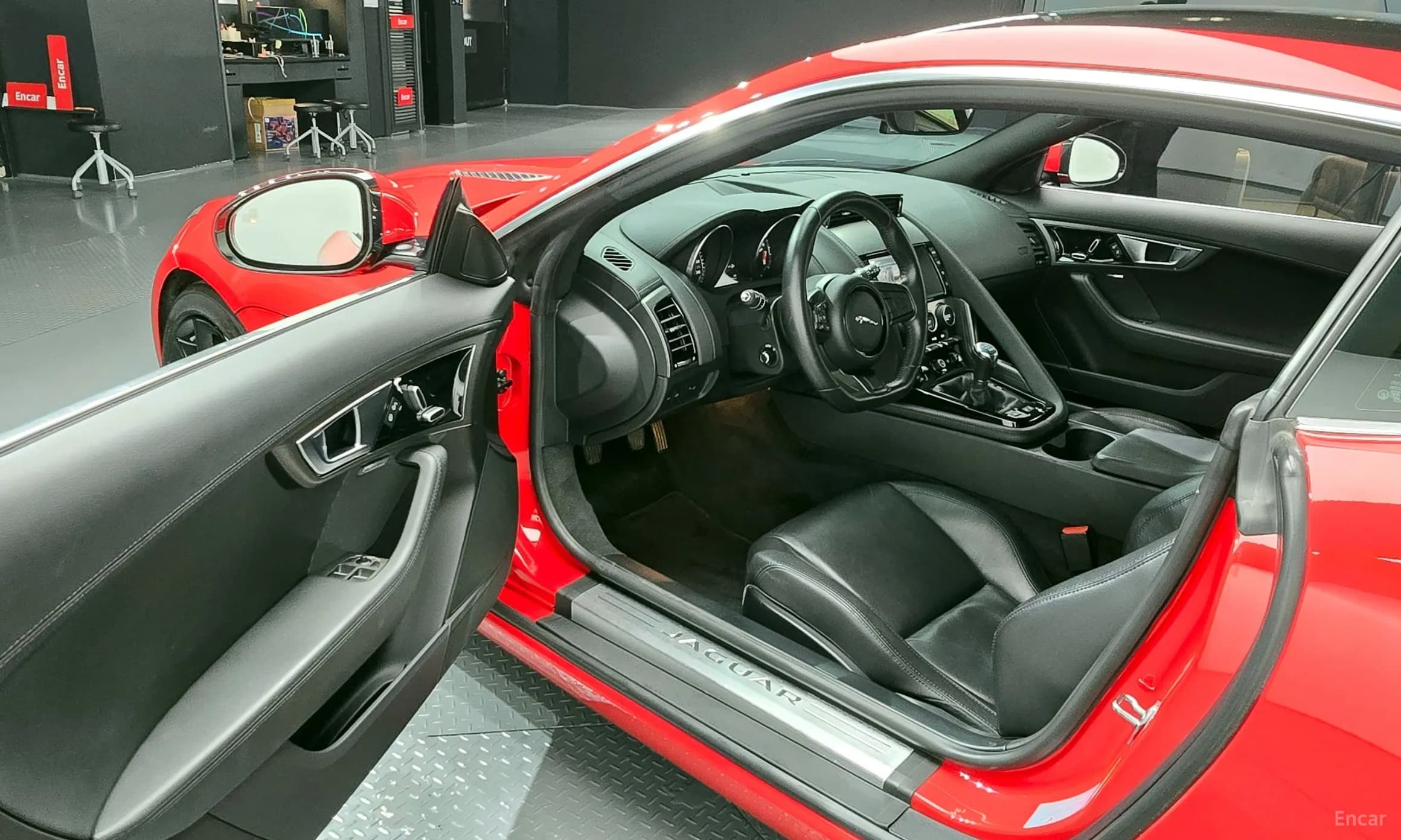 F-TYPE