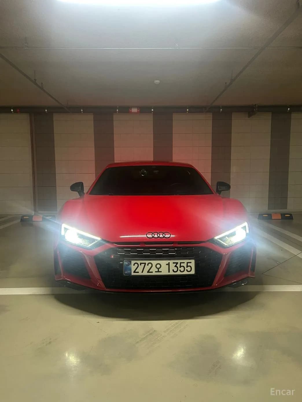 R8 (4S)