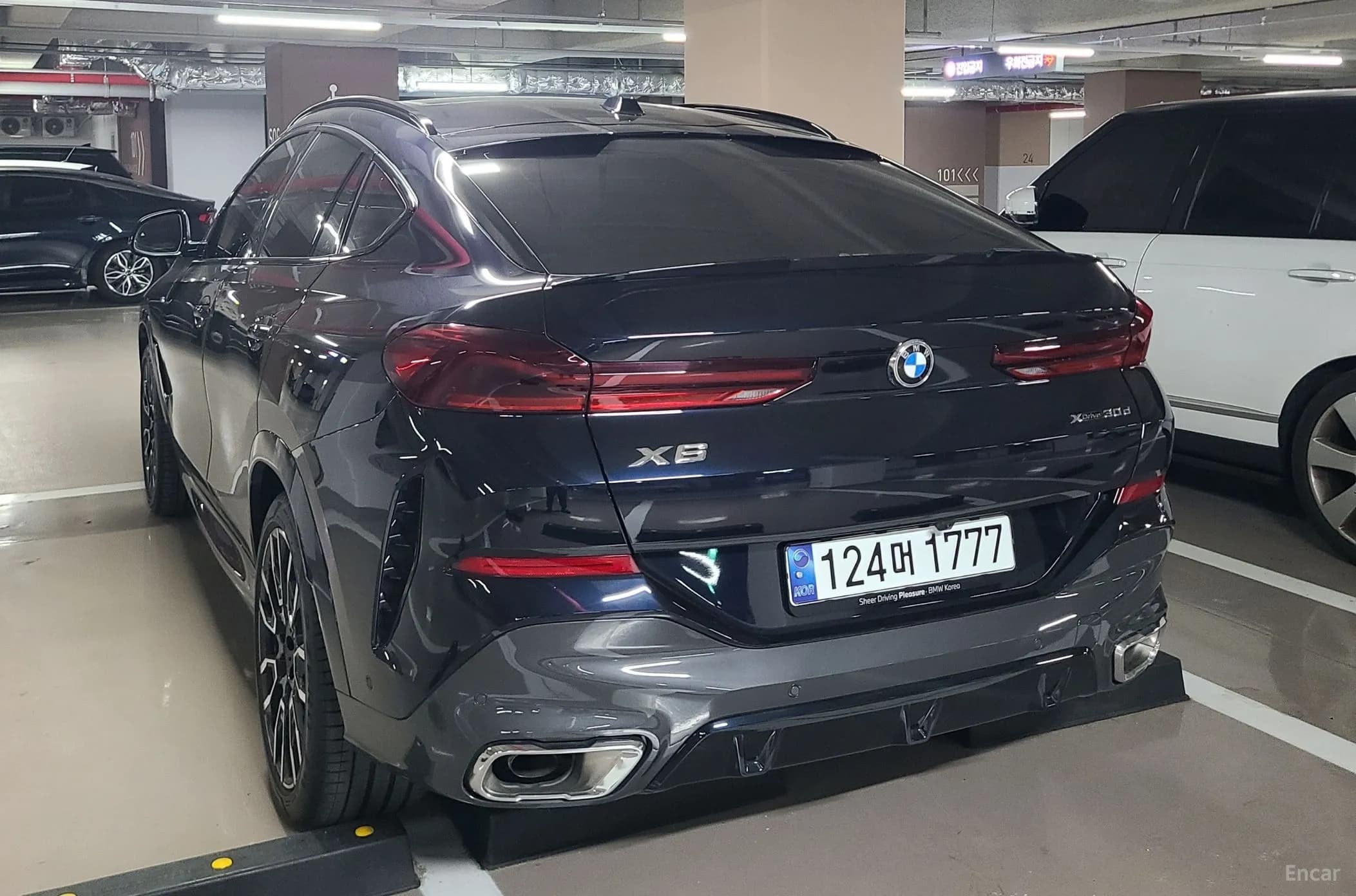 X6 (G06)
