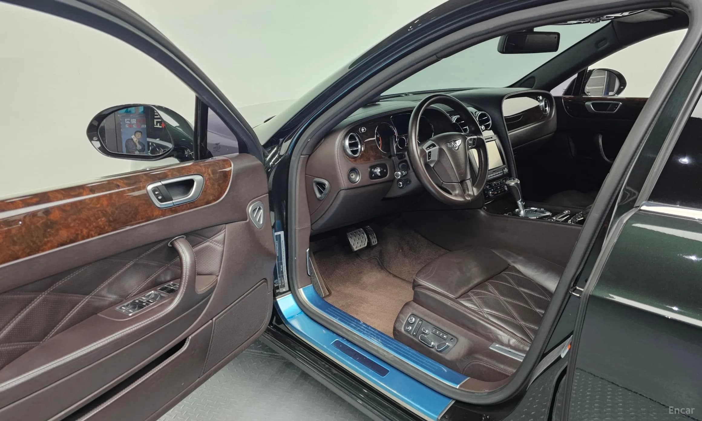 Flying Spur Gen 1
