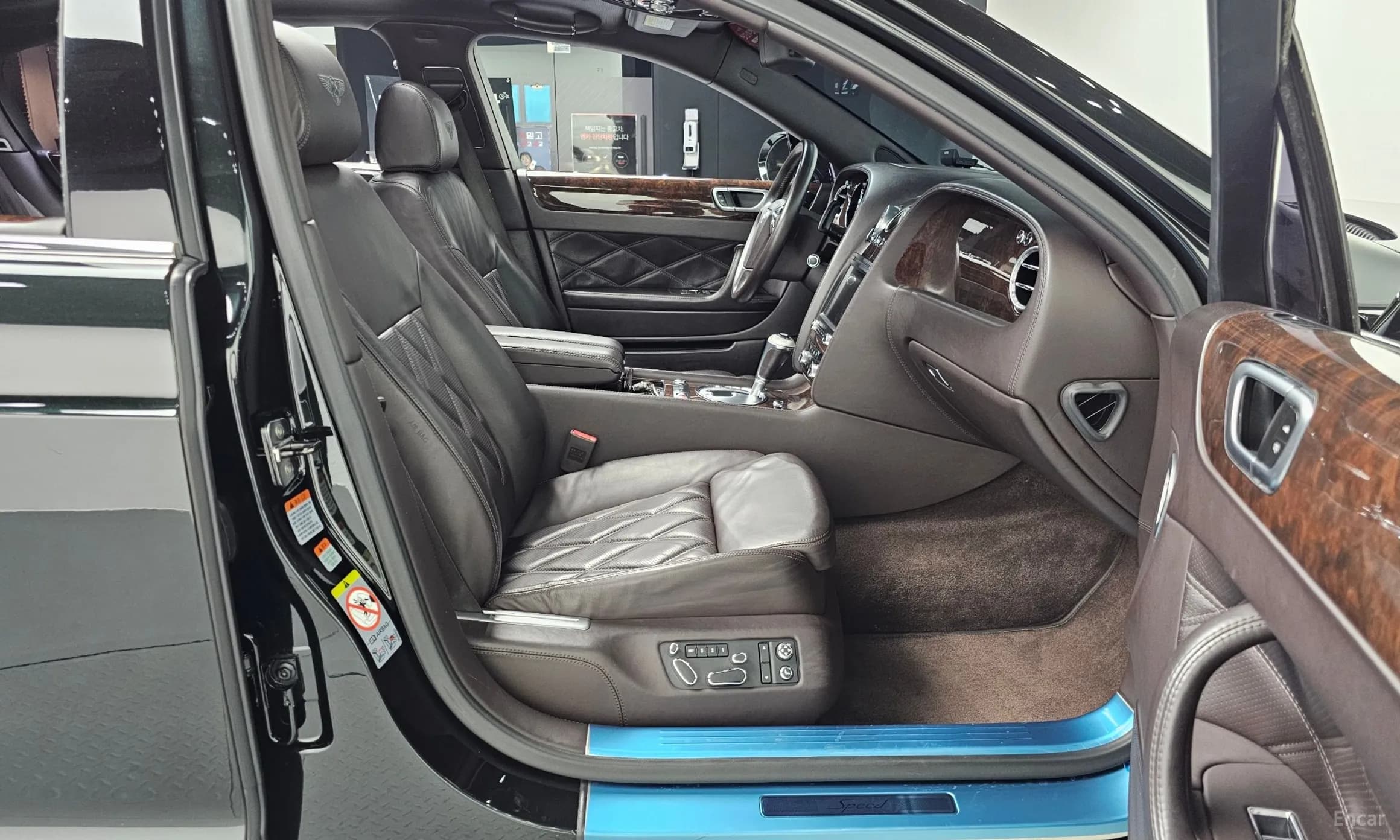 Flying Spur Gen 1