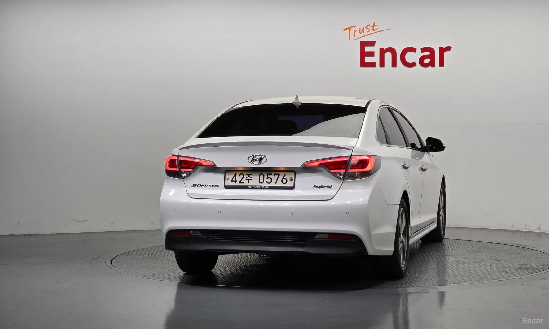 LF Sonata Hybrid