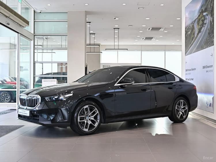 5 Series (G60)