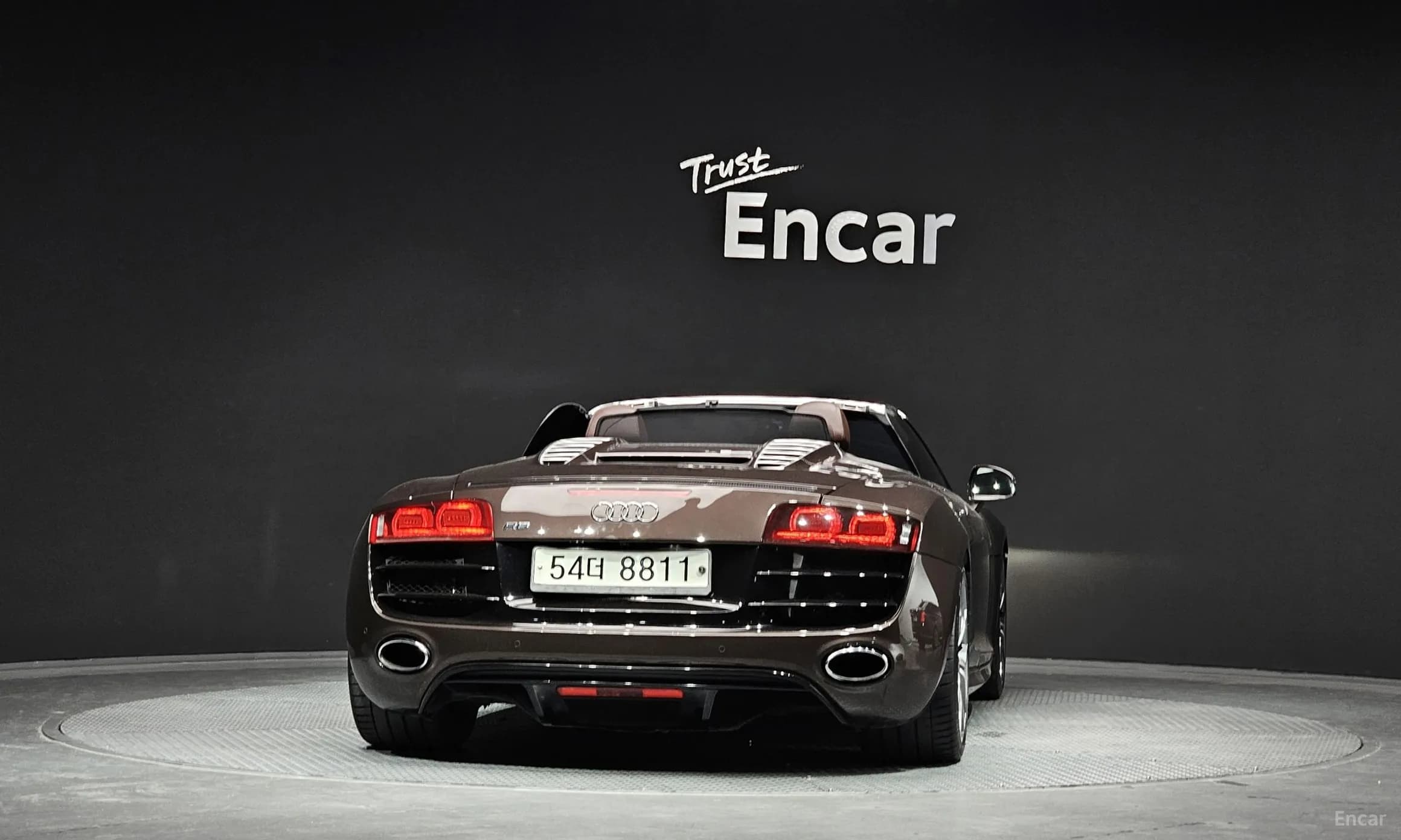 R8