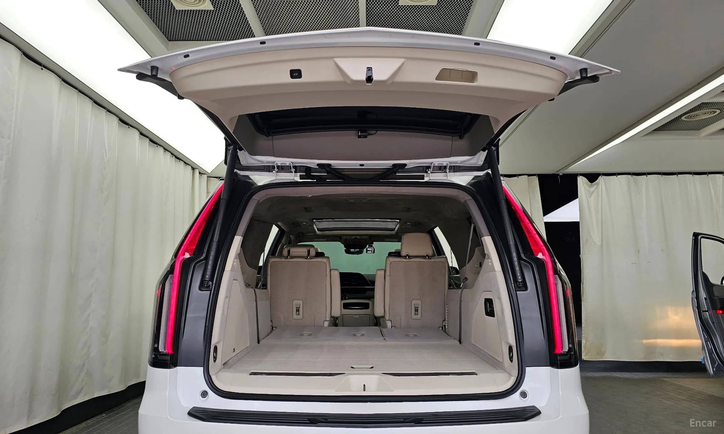 Escalade 5th Generation