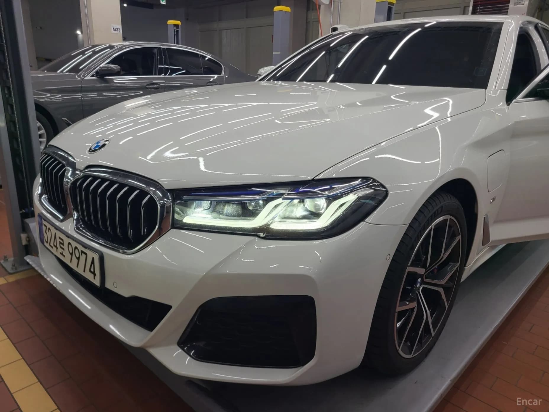 5 Series (G30)