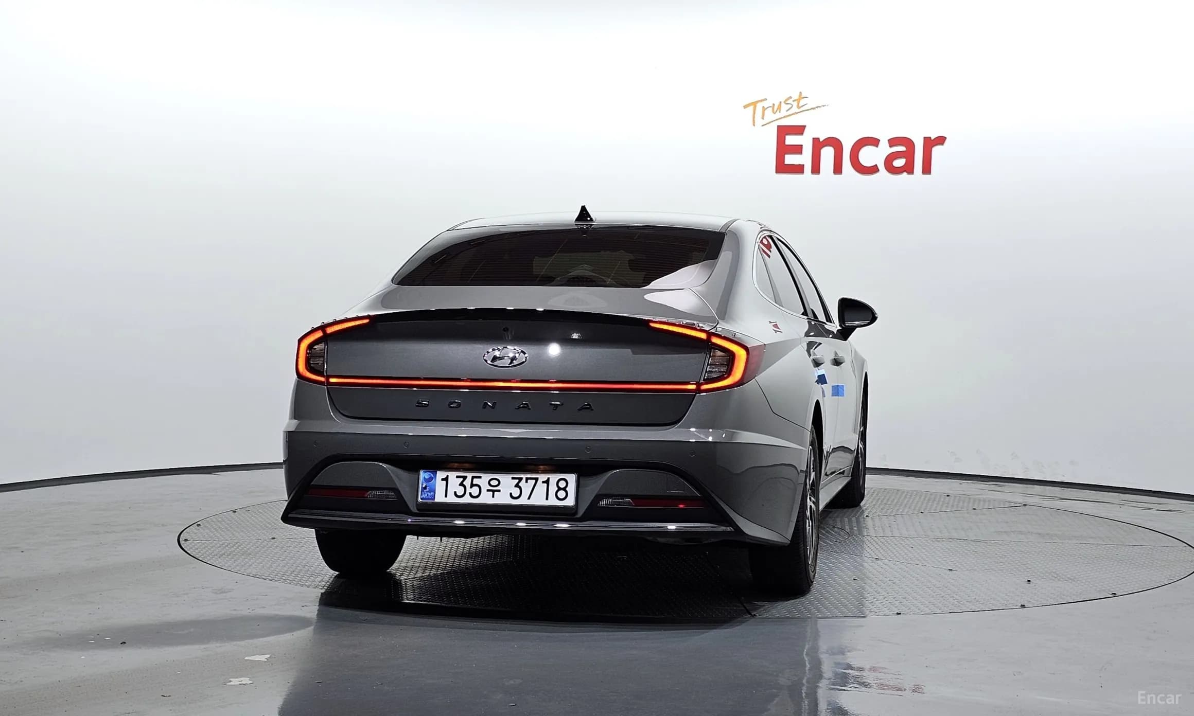 Sonata Hybrid (DN8)