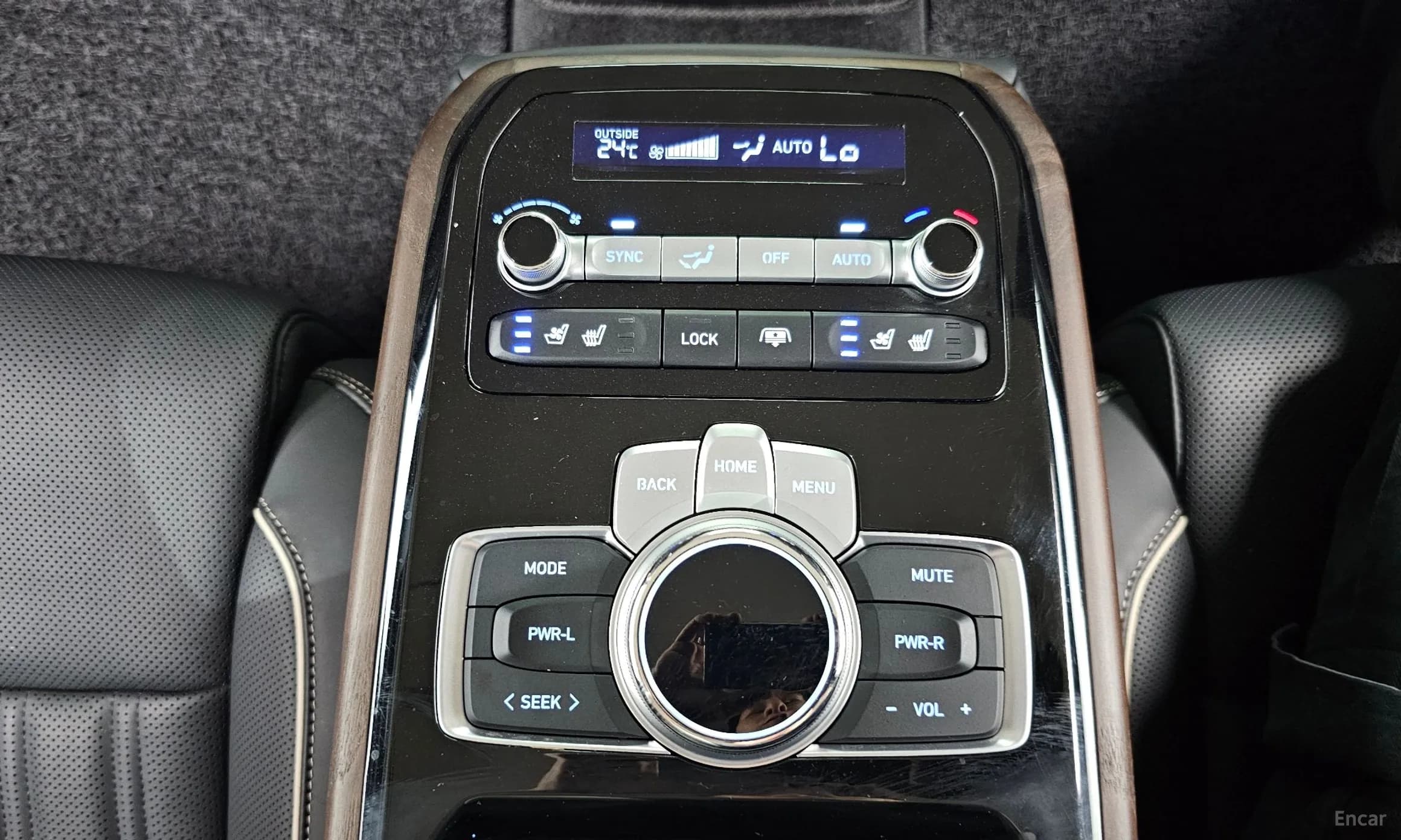 G90