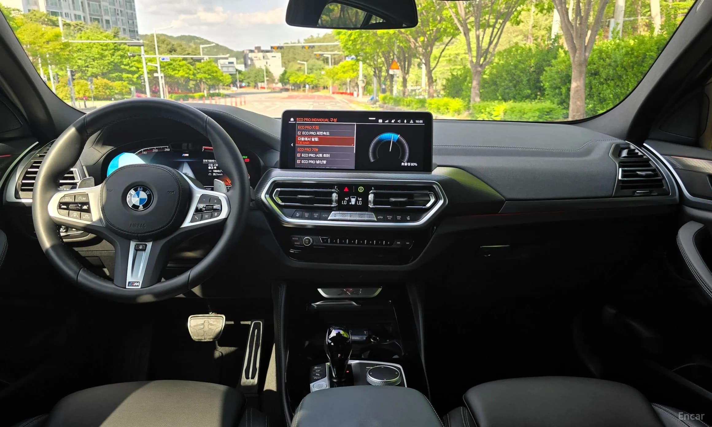X4 (G02)