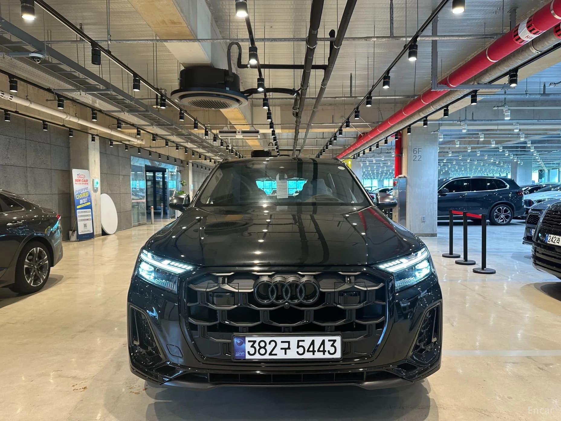 SQ7 (4M)