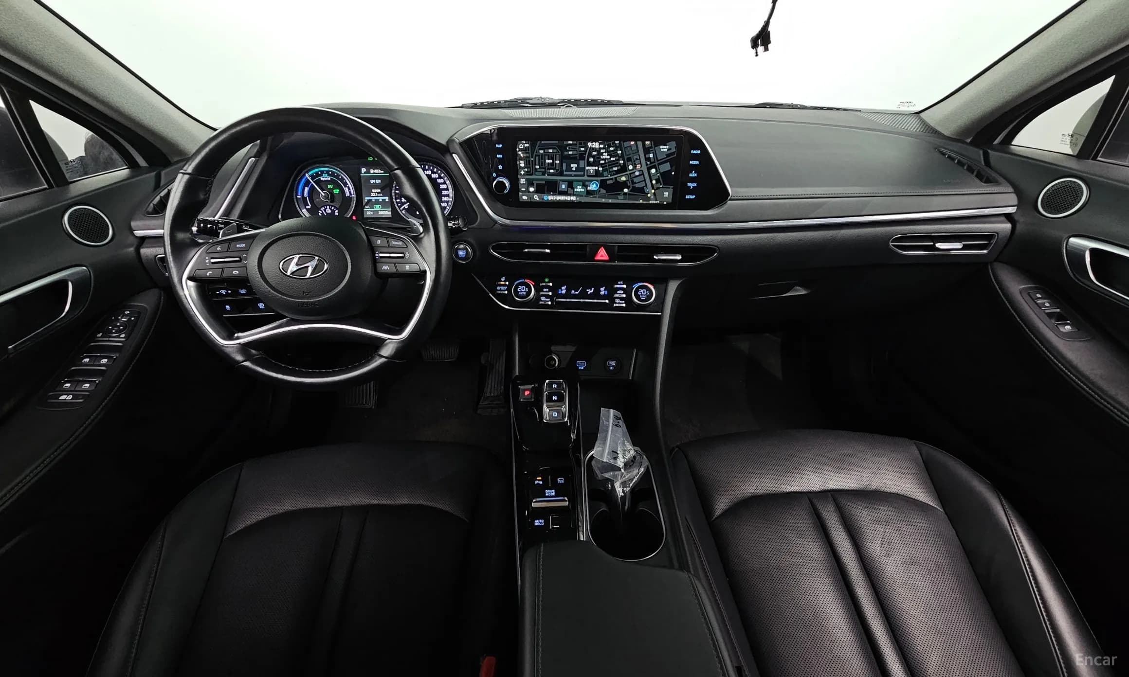 Sonata Hybrid (DN8)