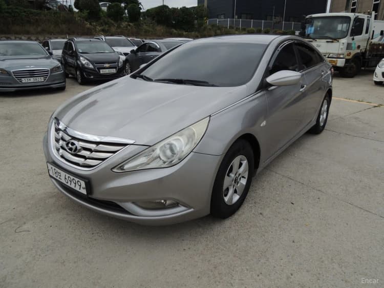 YF Sonata