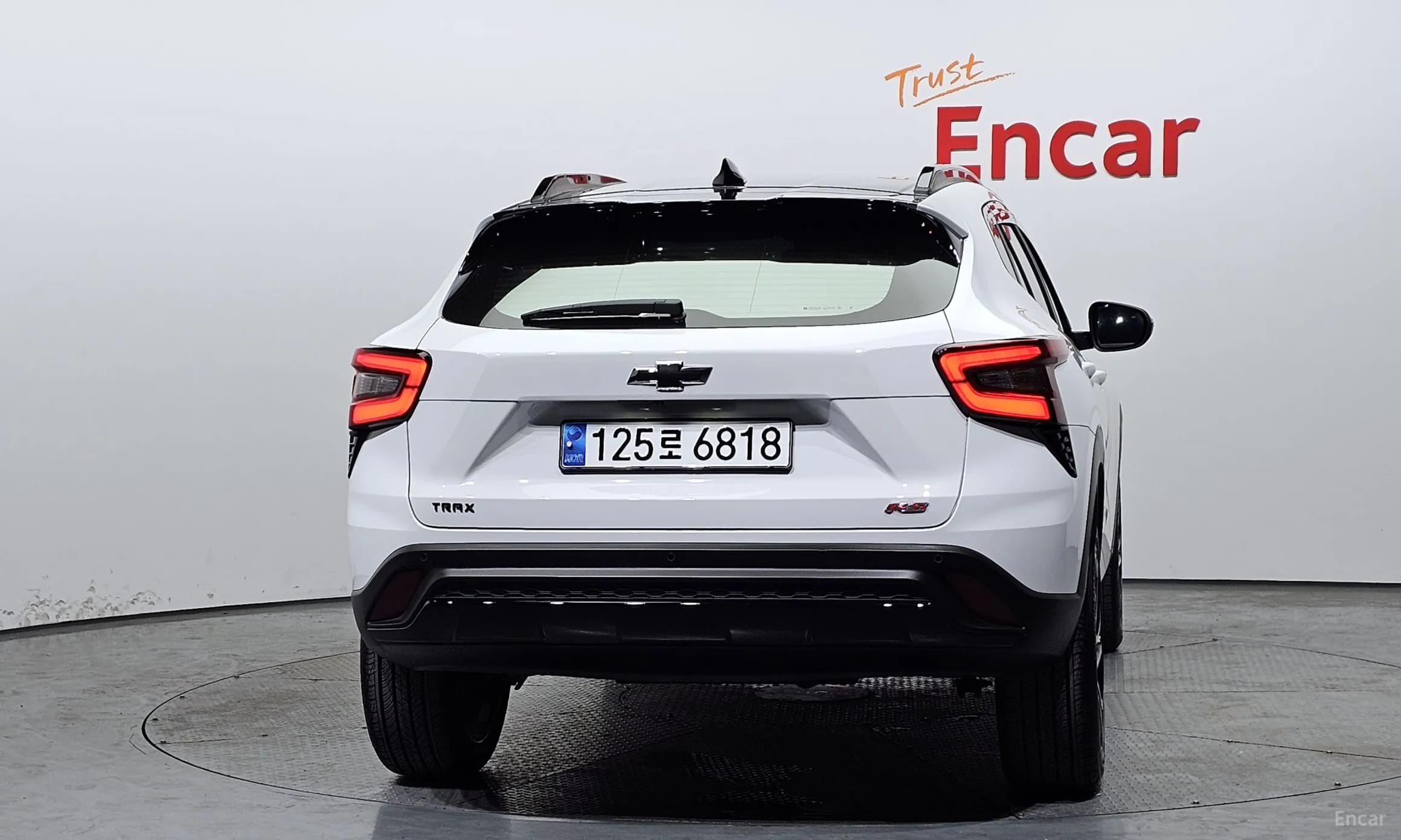 Trax Crossover
