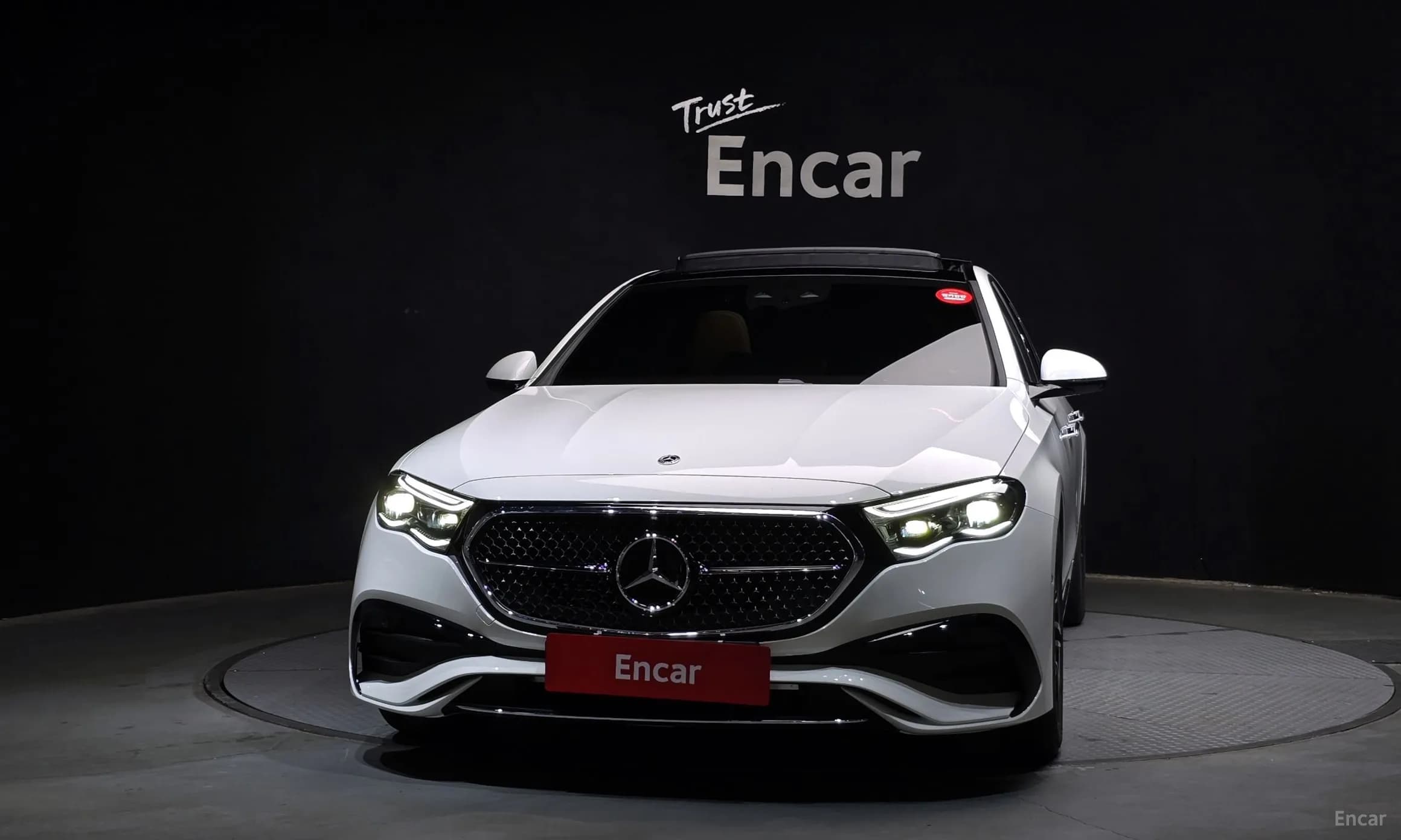 E-Class W214