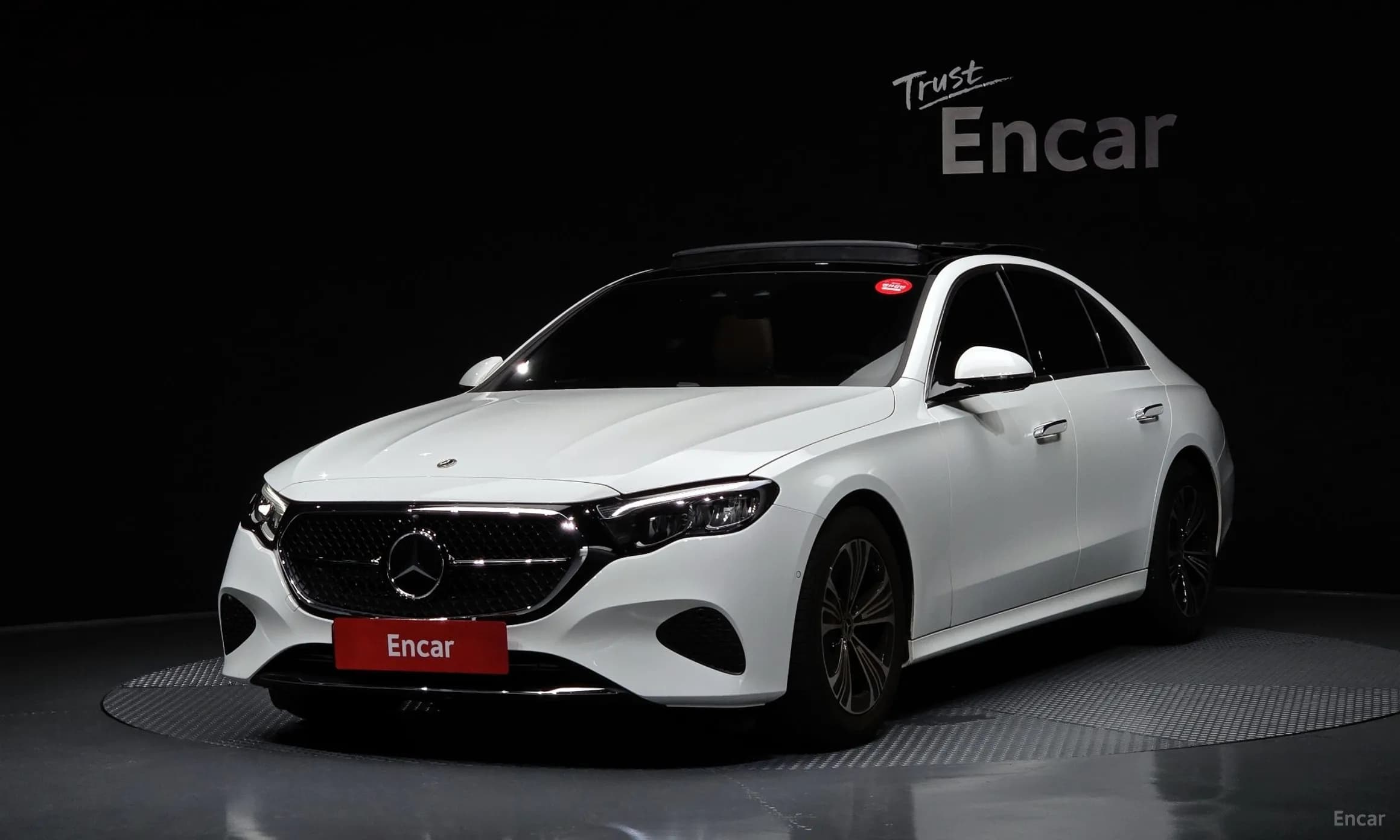 E-Class W214