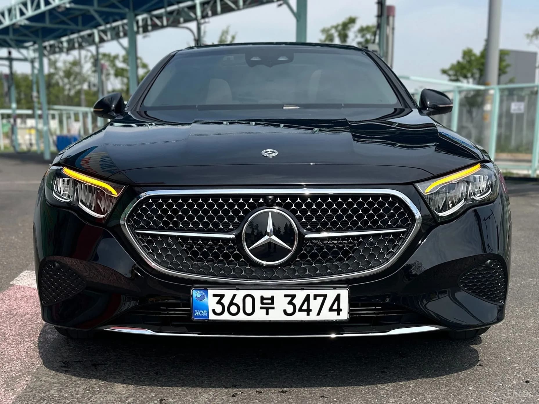 E-Class W214
