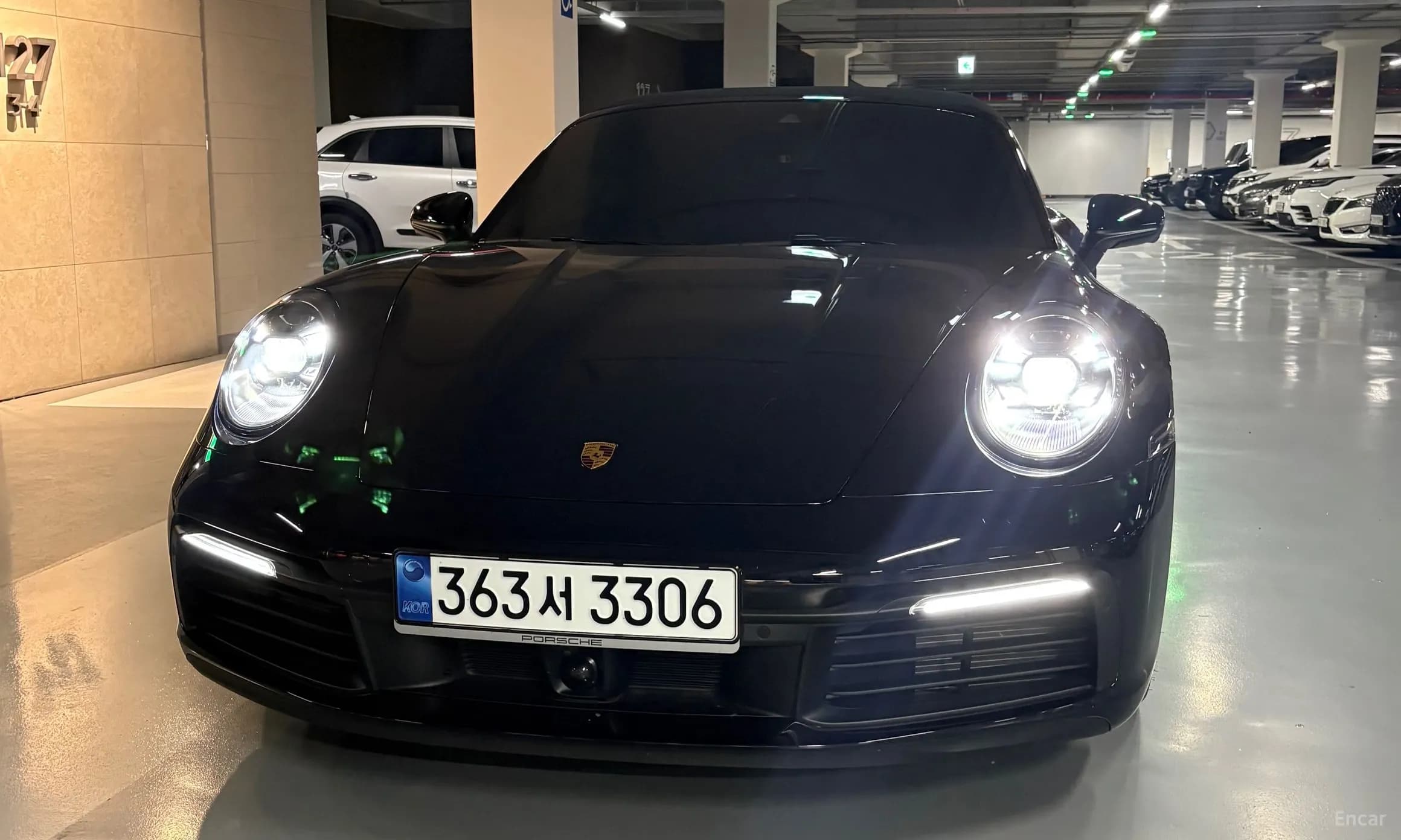 911 (992)