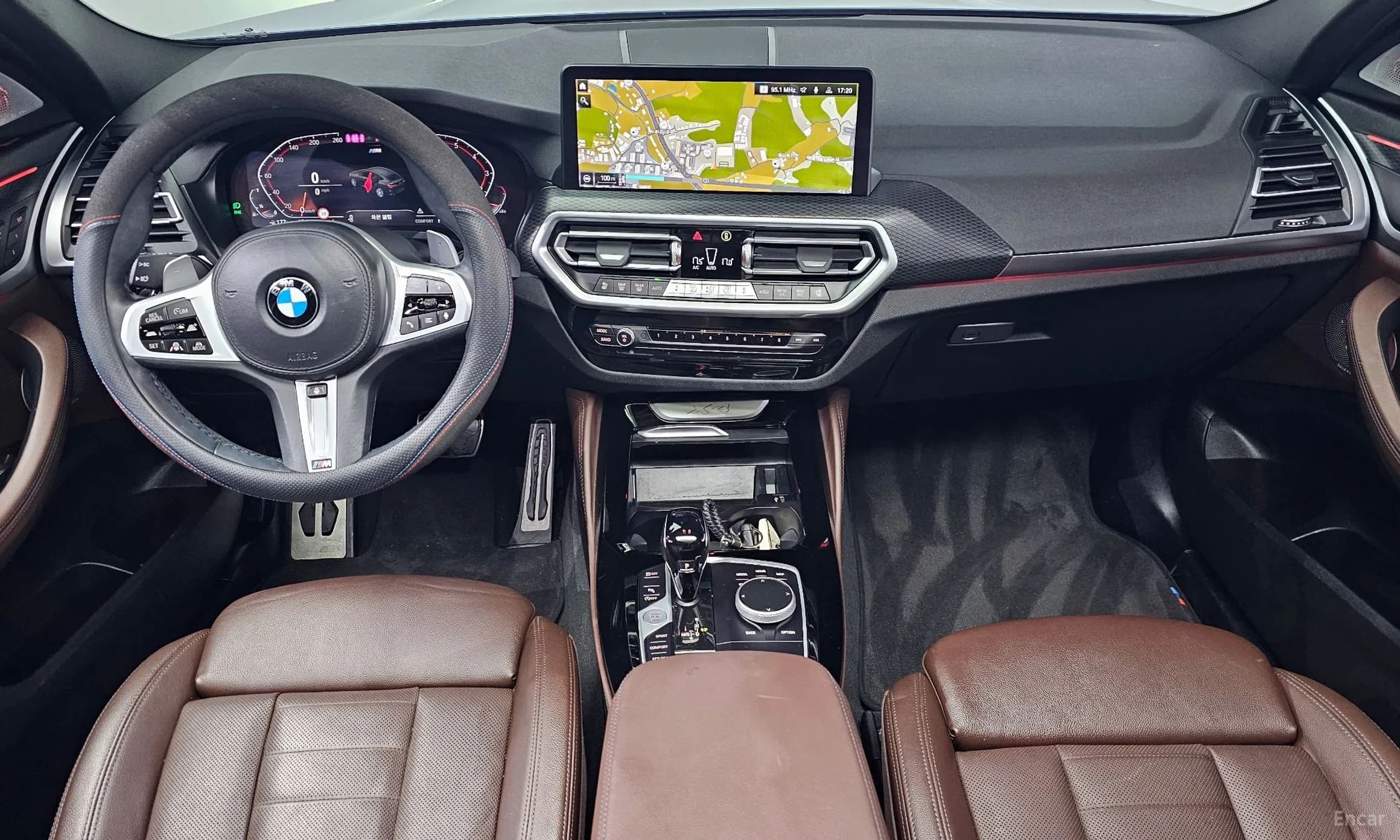 X4 (G02)