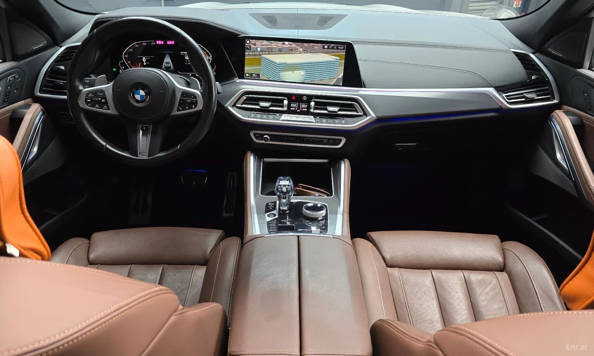 X6 (G06)