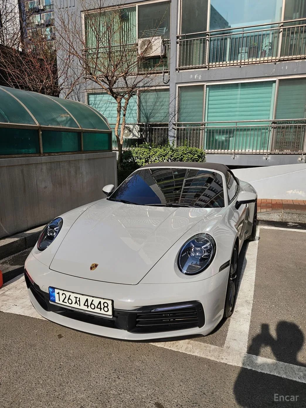 911 (992)