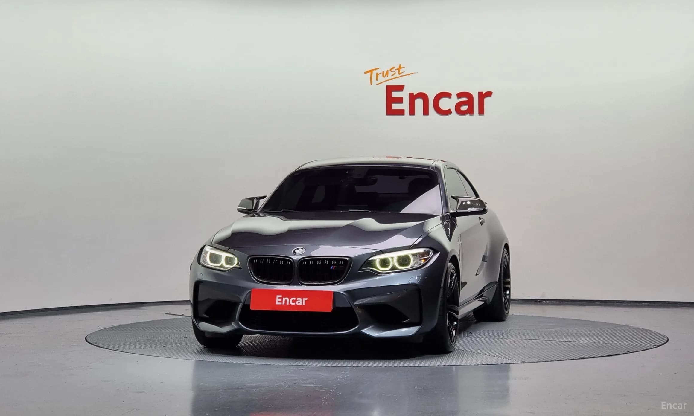 M2 (F87)