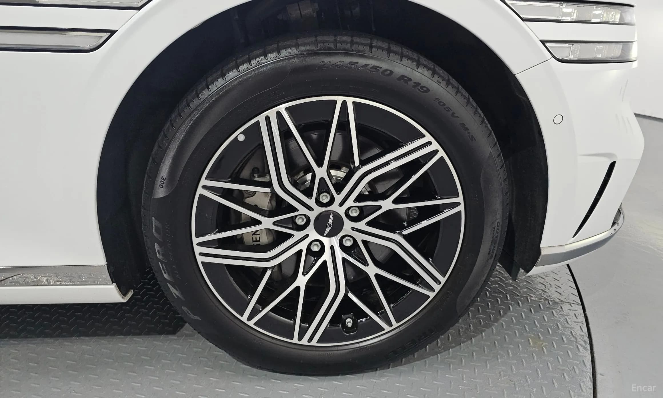 G90 (RS4)