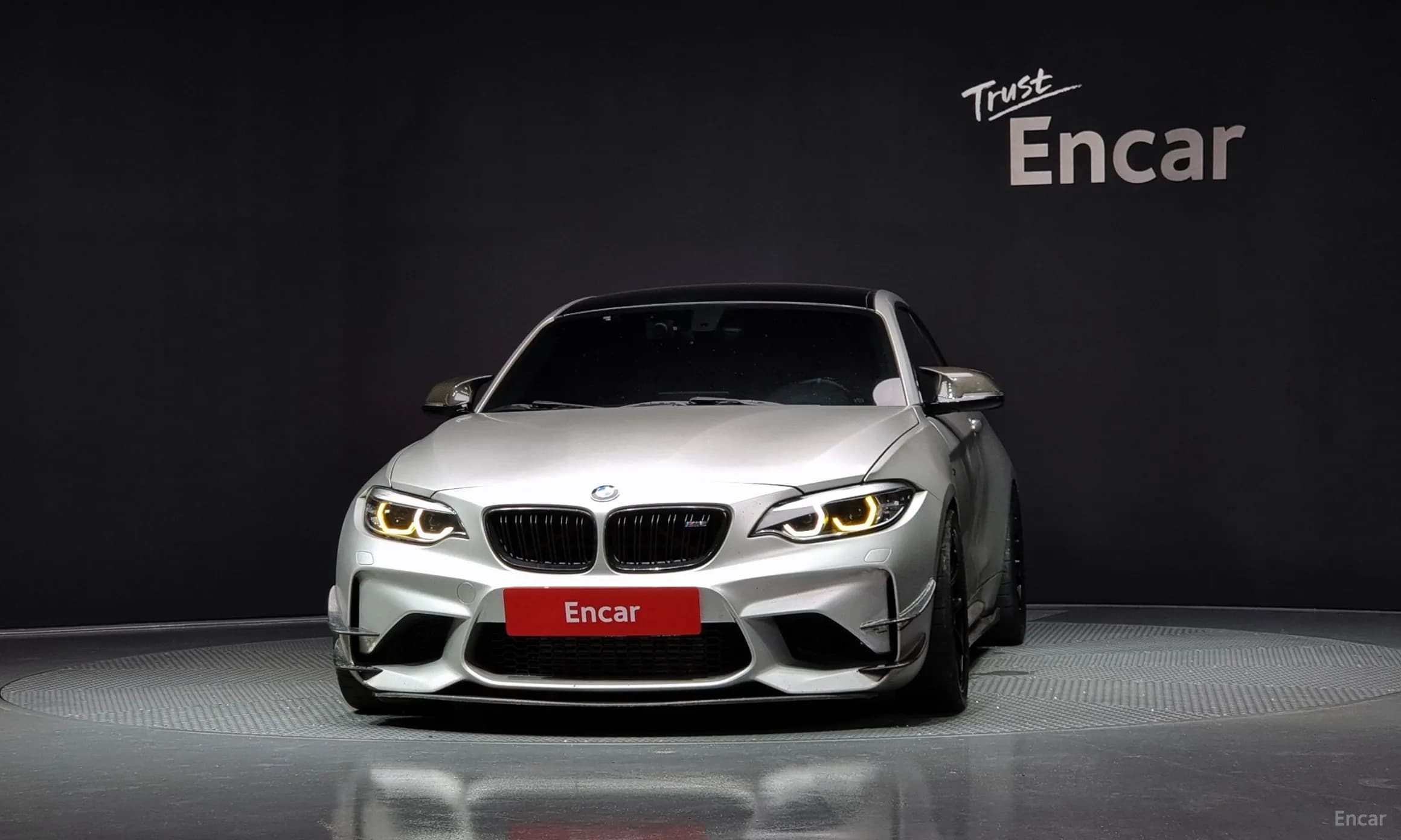 M2 (F87)