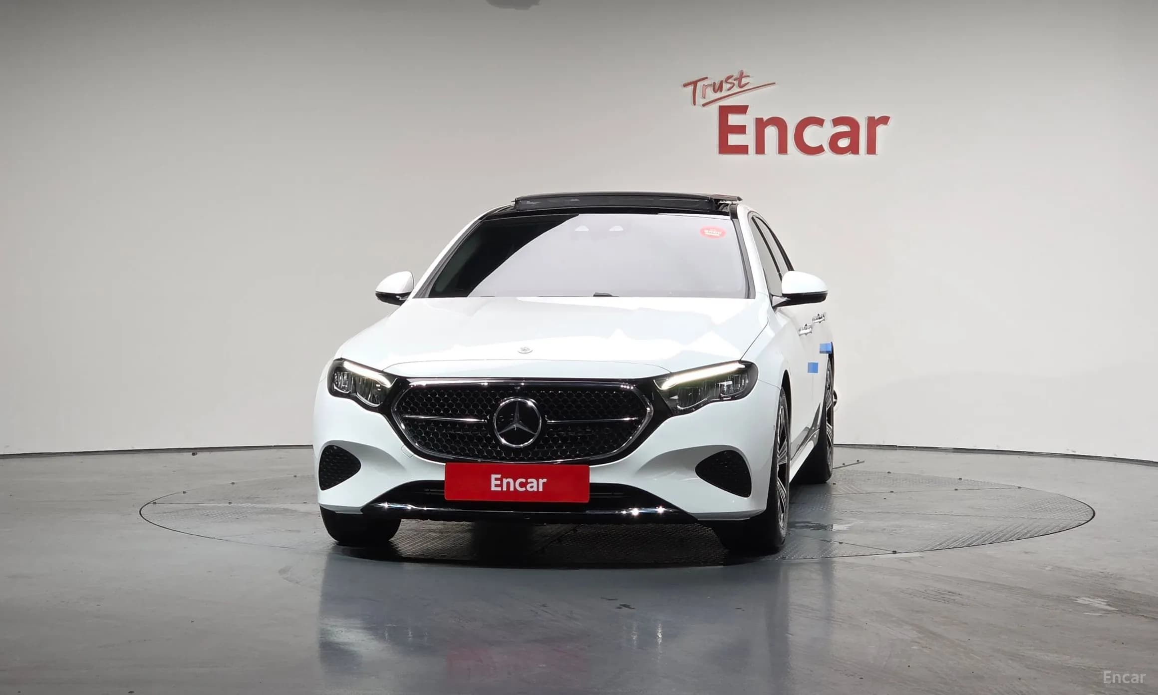 E-Class W214