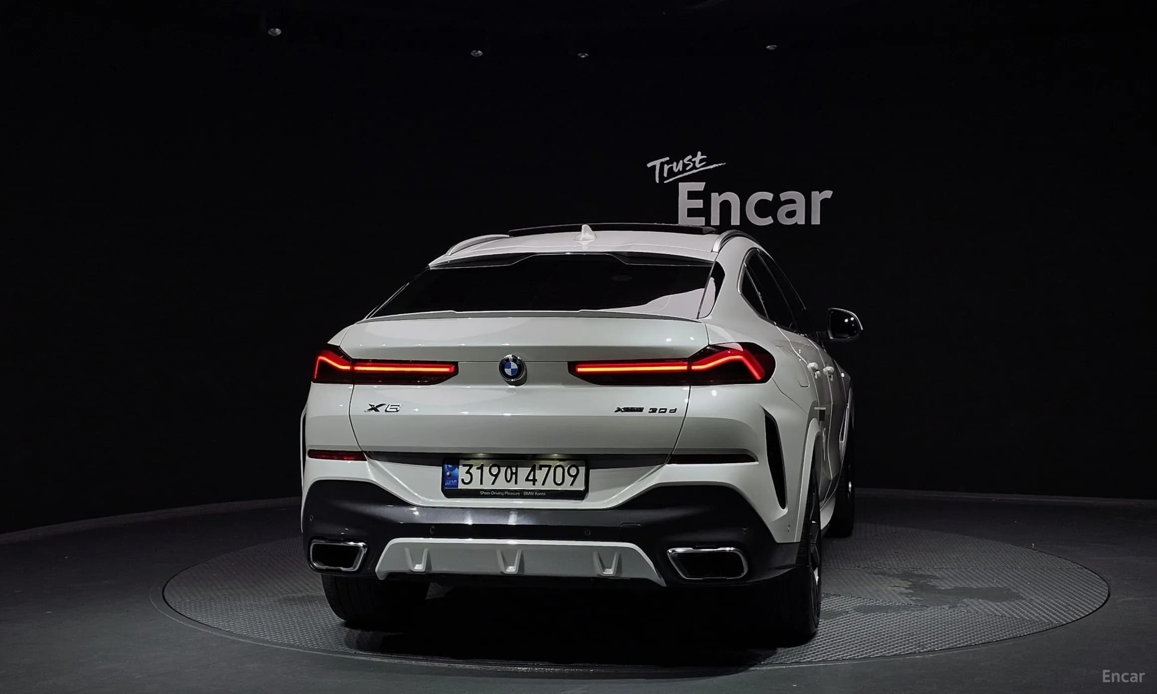 X6 (G06)