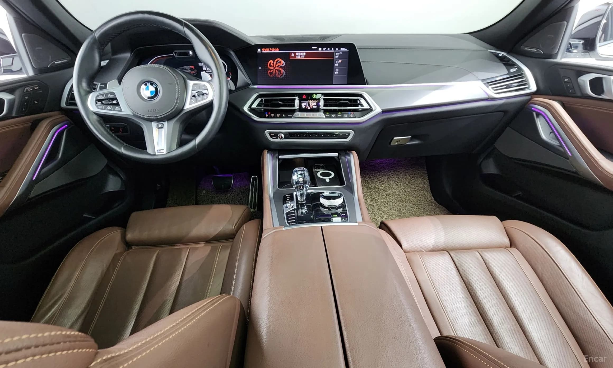 X6 (G06)