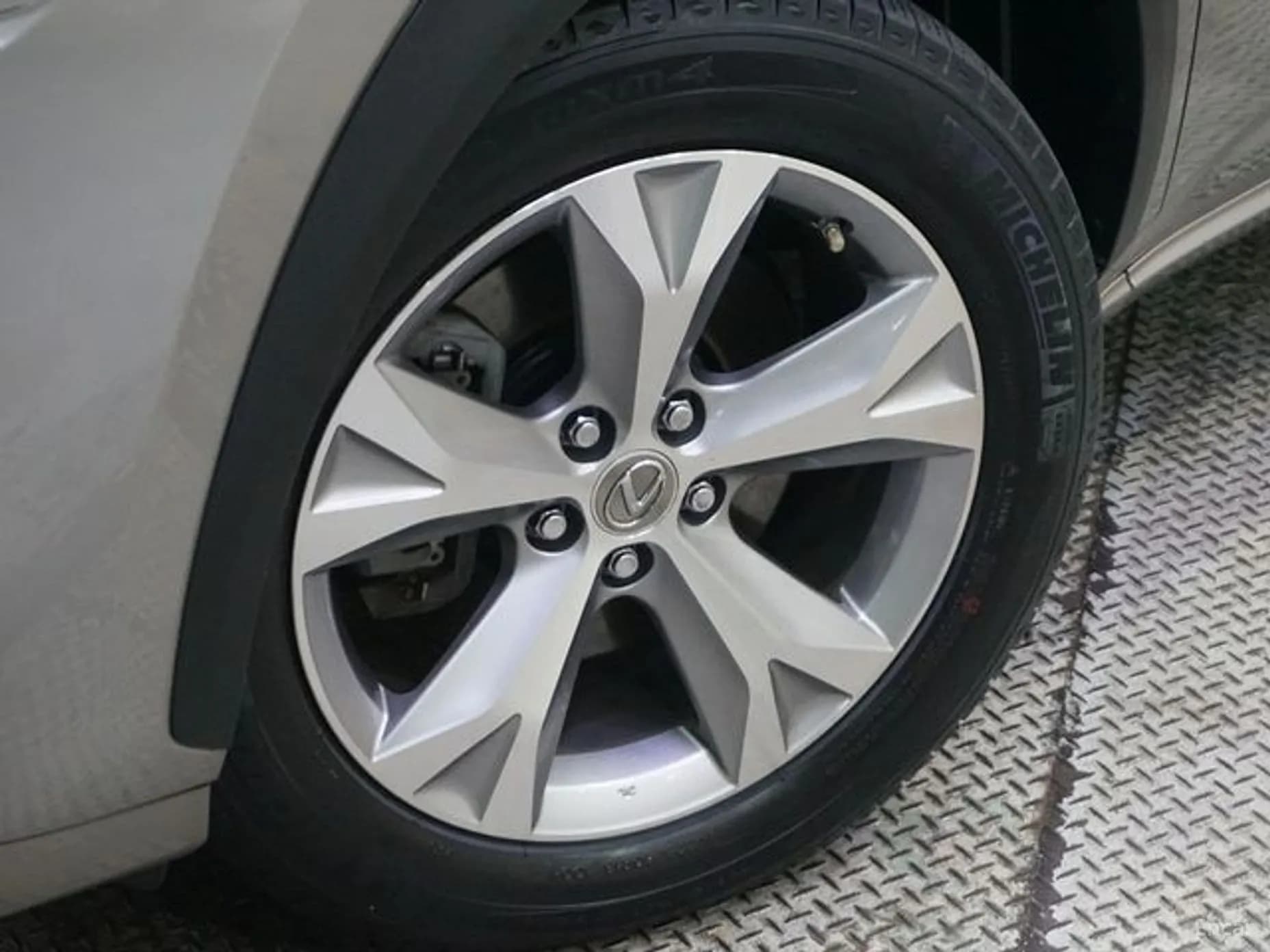 NX300h