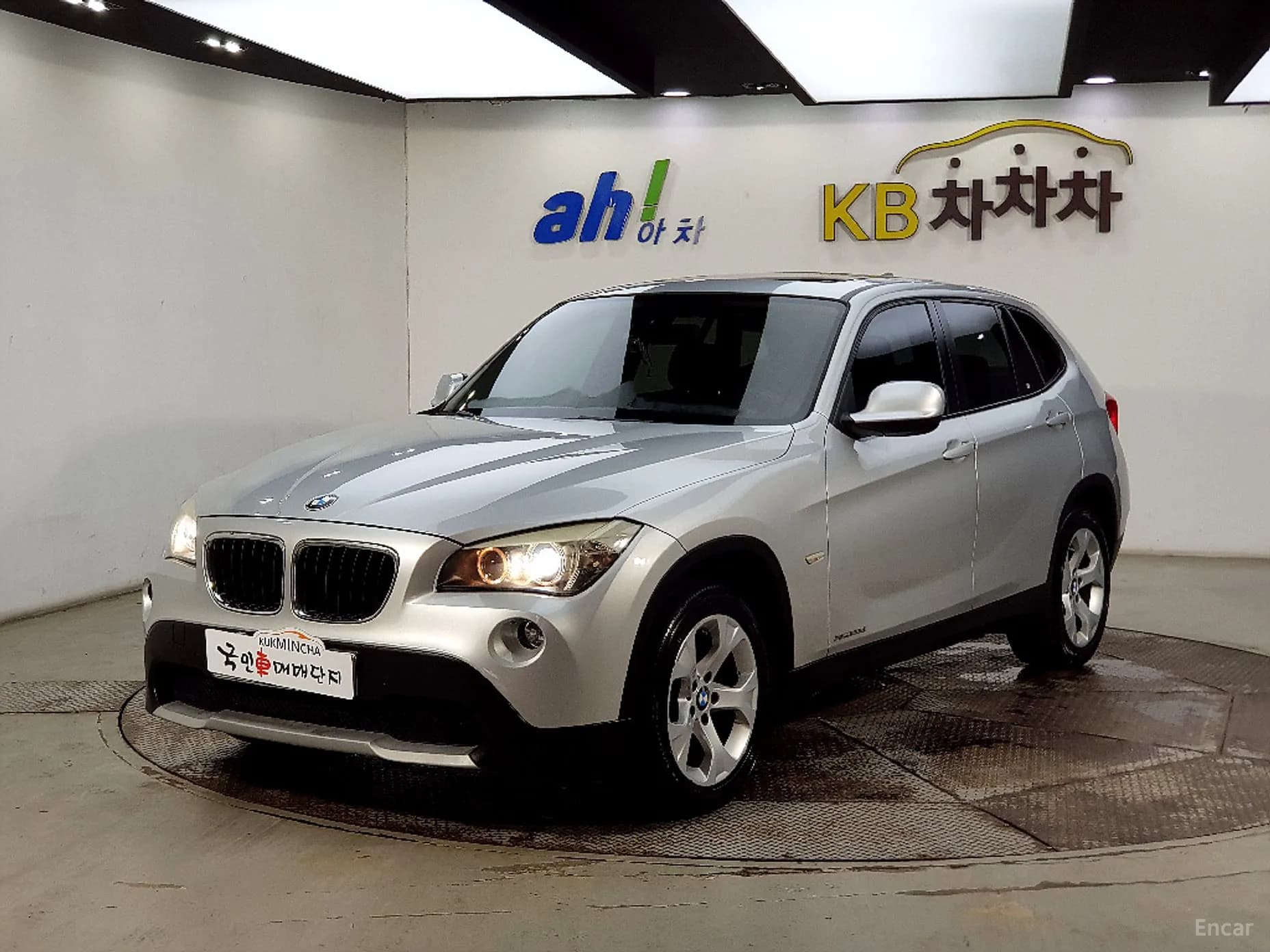 X1 (E84)