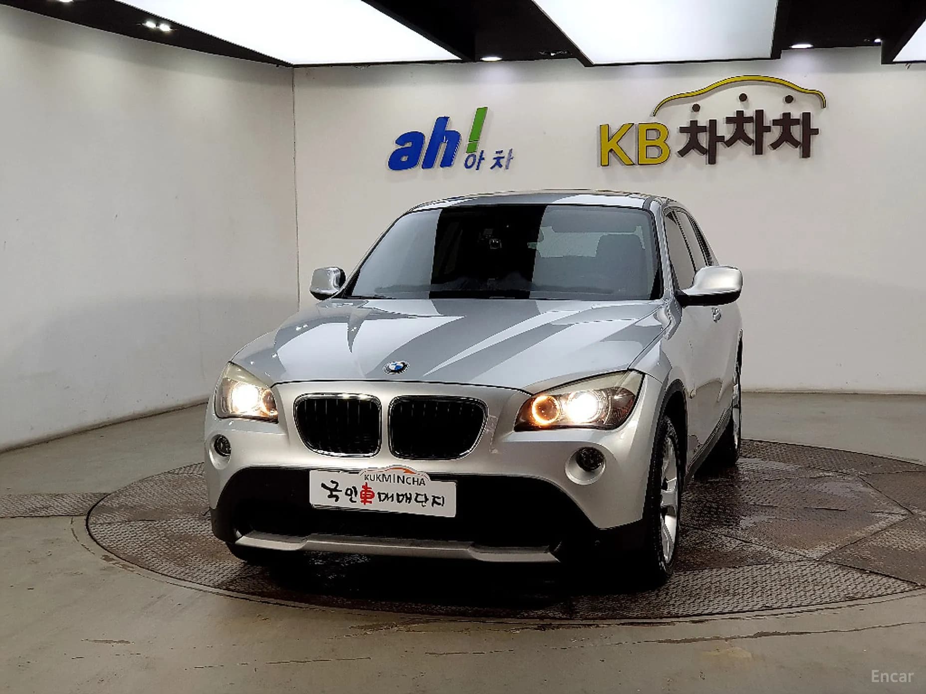 X1 (E84)