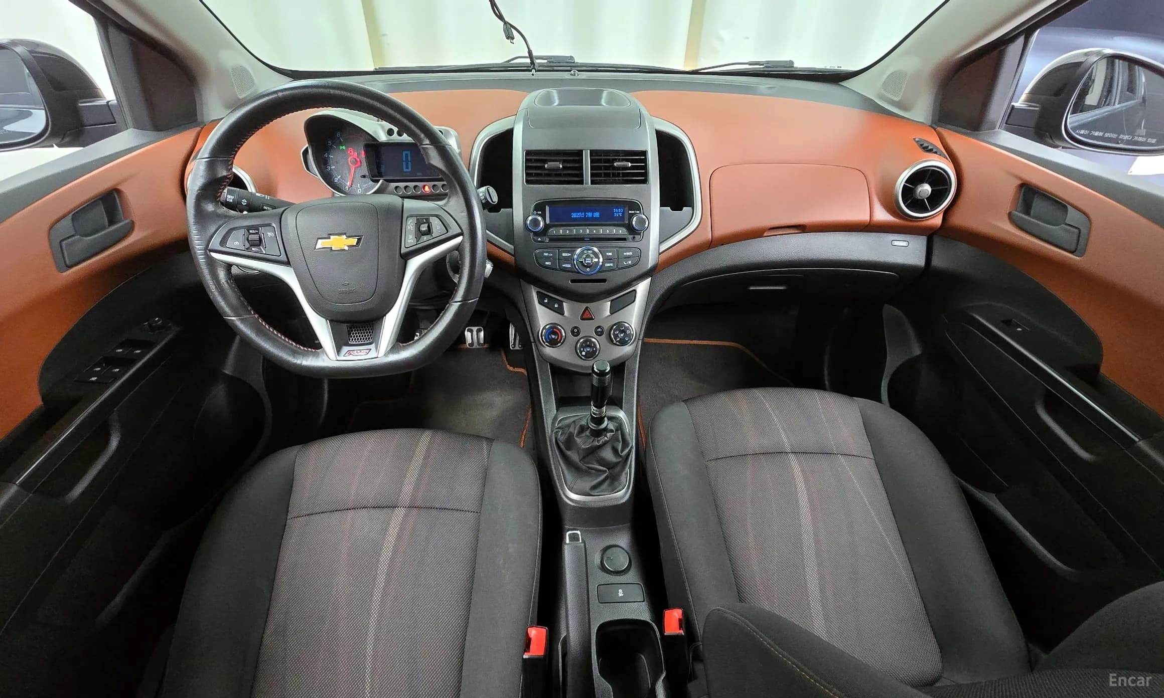 Aveo Hatchback