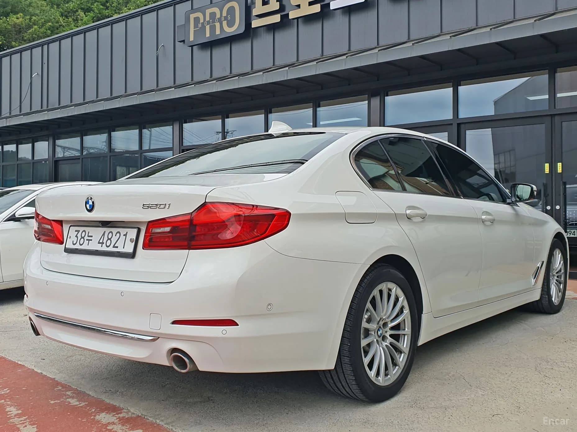 5 Series (G30)