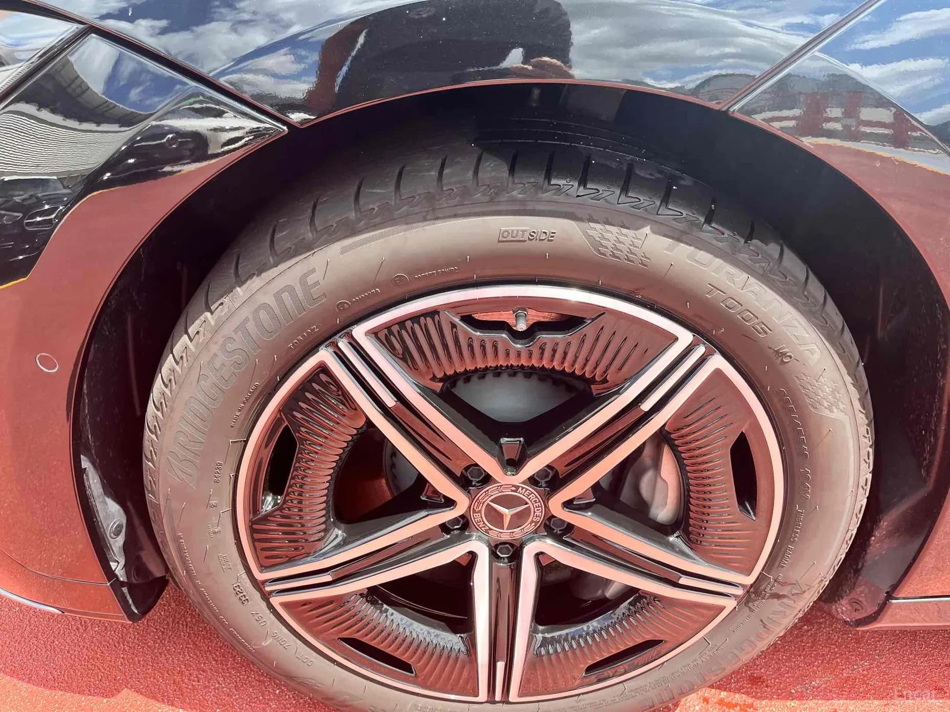 EQE V295