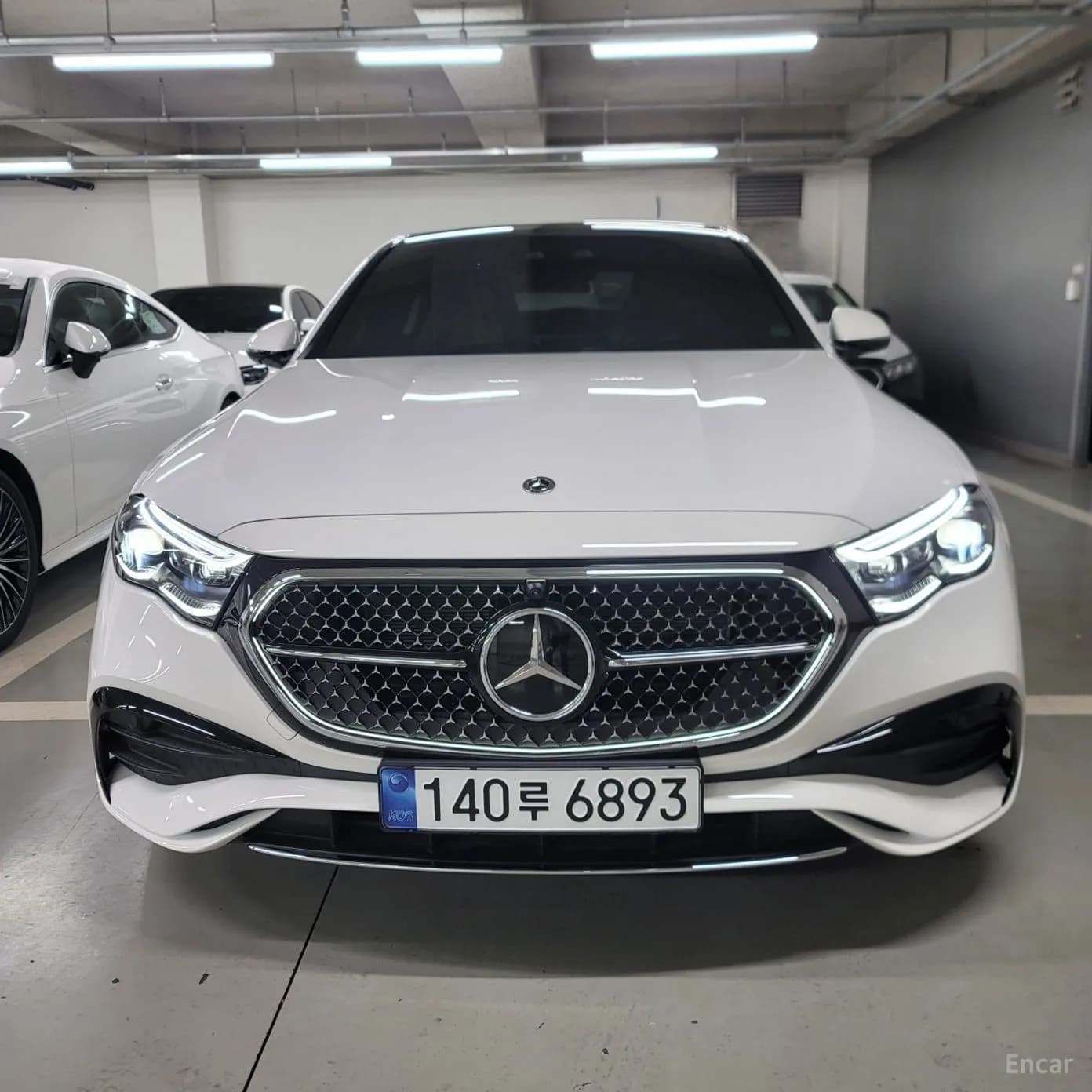 E-Class W214