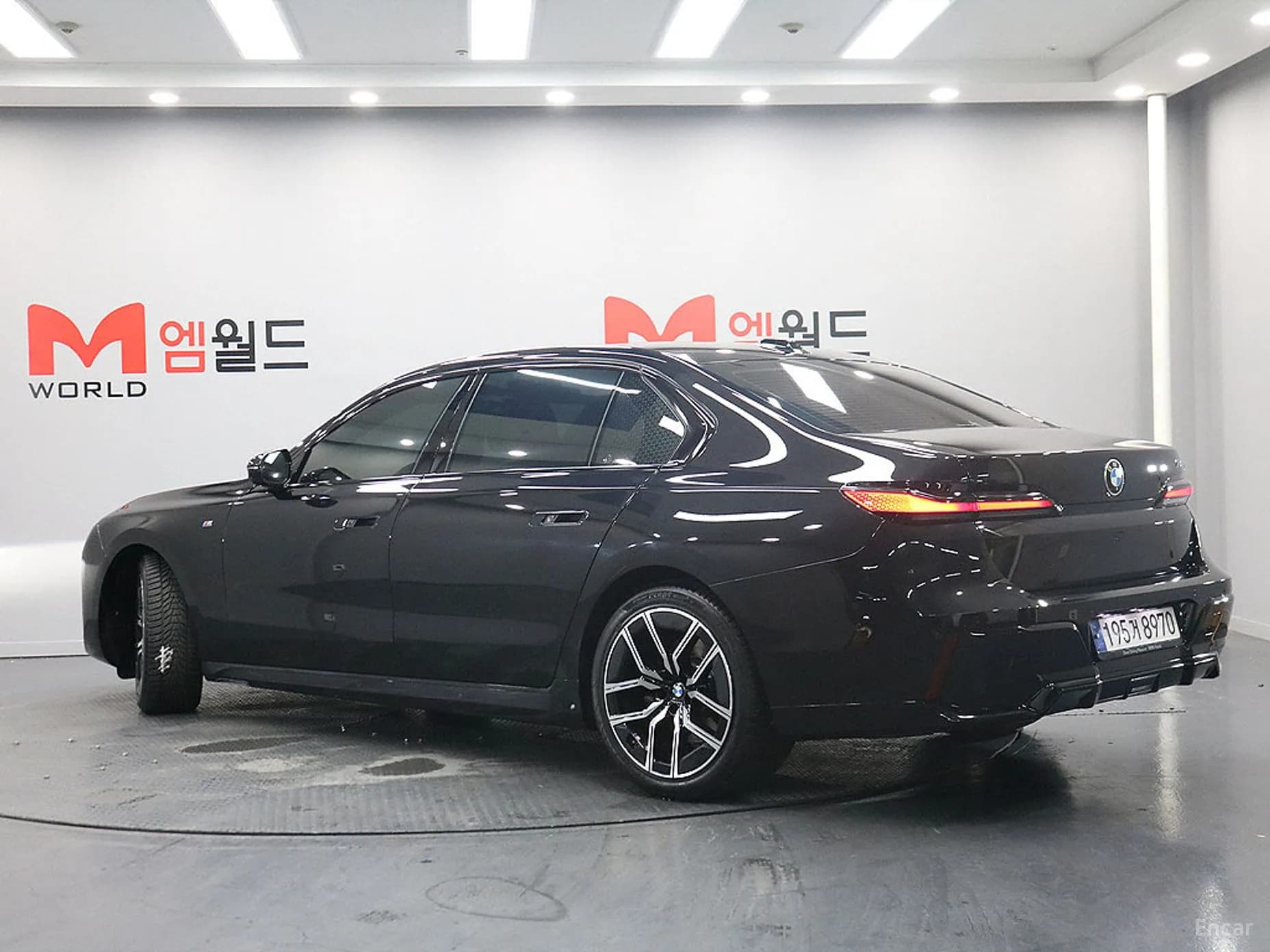 7 Series (G70)