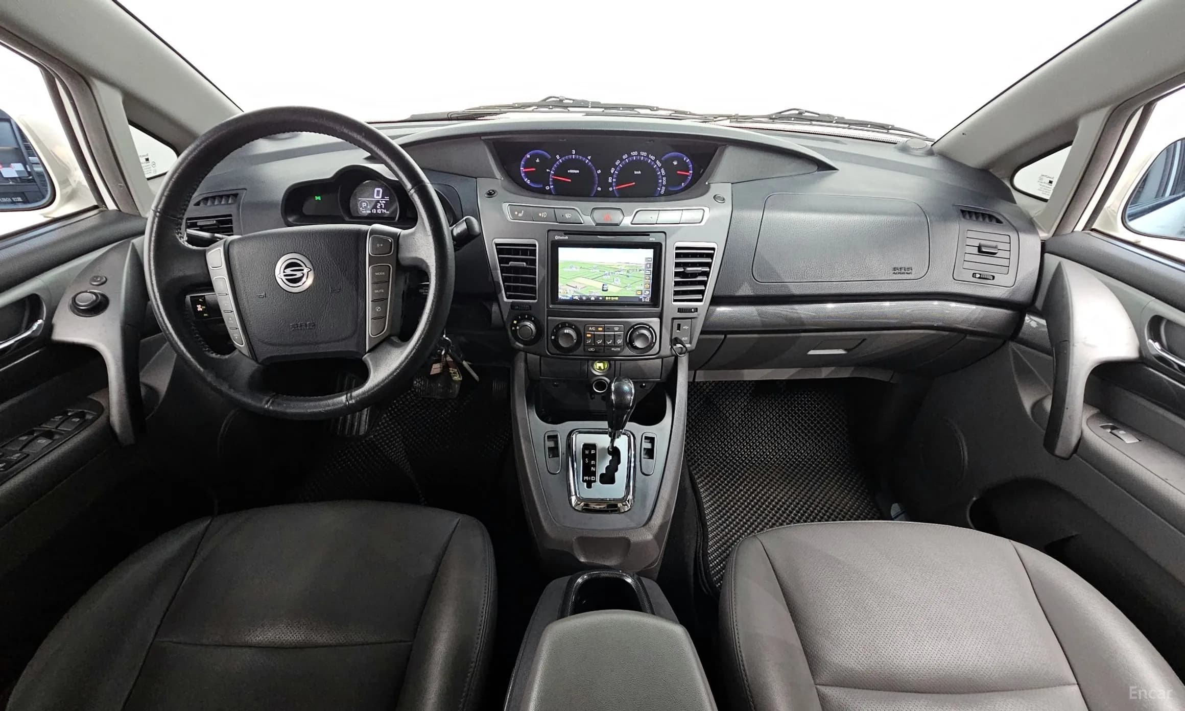 Korando Turismo