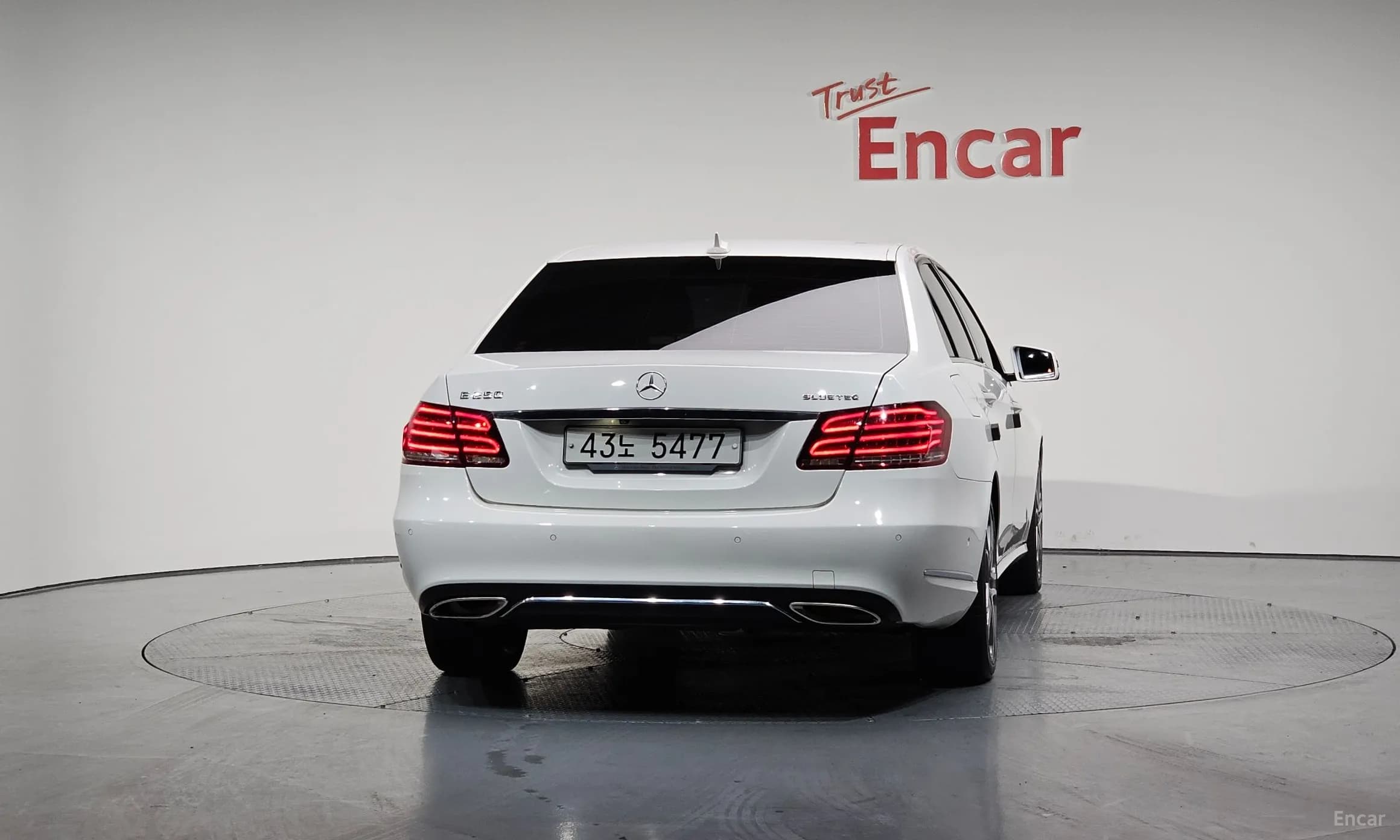 E-Class W212