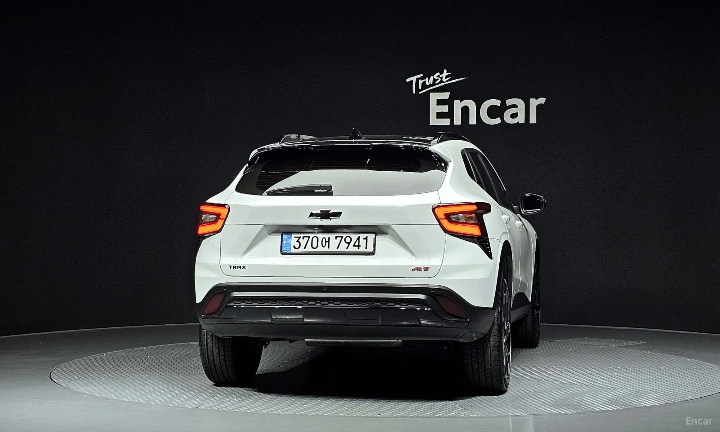 Trax Crossover