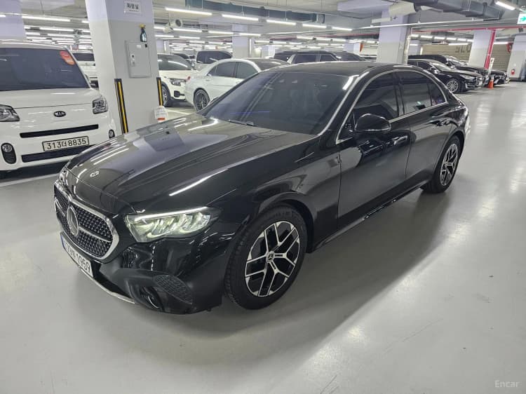 E-Class W214