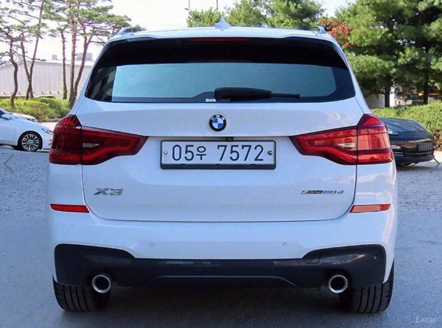X3 (G01)