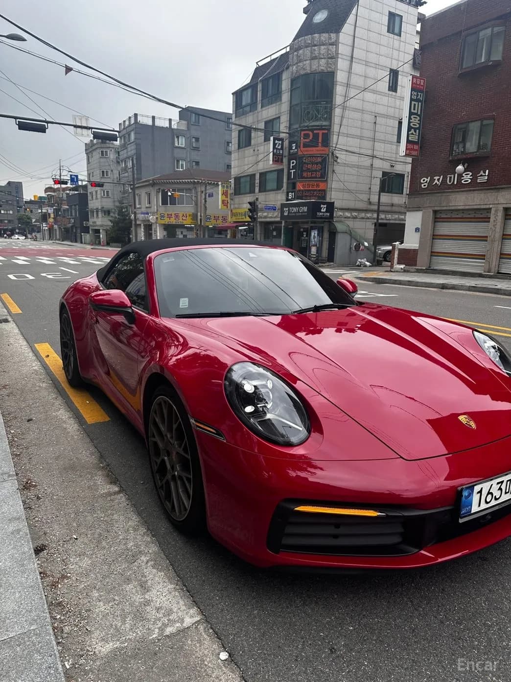 911 (992)