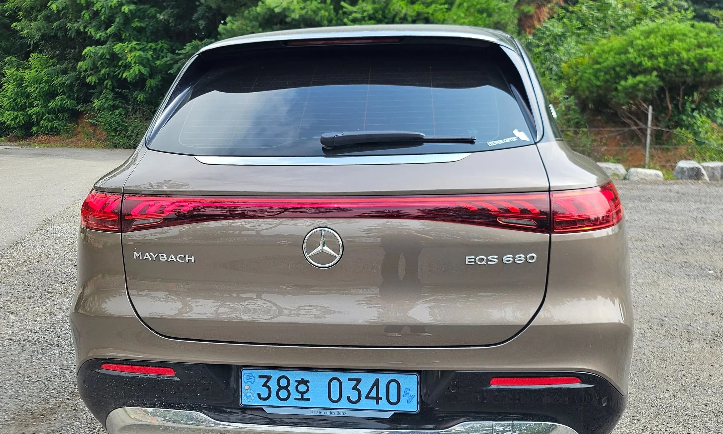 EQS SUV X296